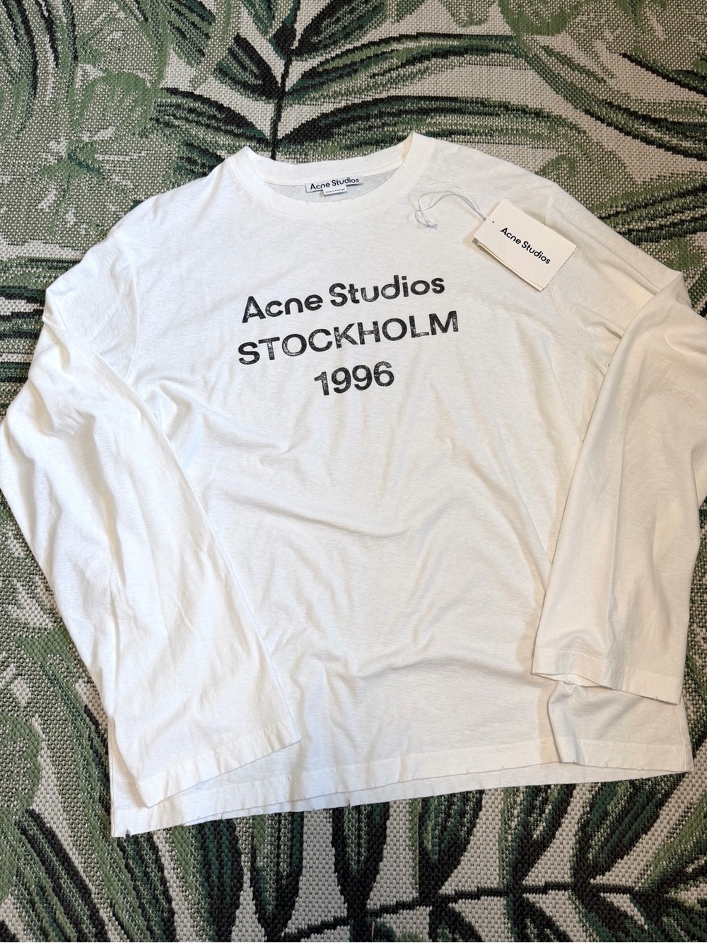 Acne Studios Stockholm 1996 White Long Sleeve Tee Men’s Size L Off-White